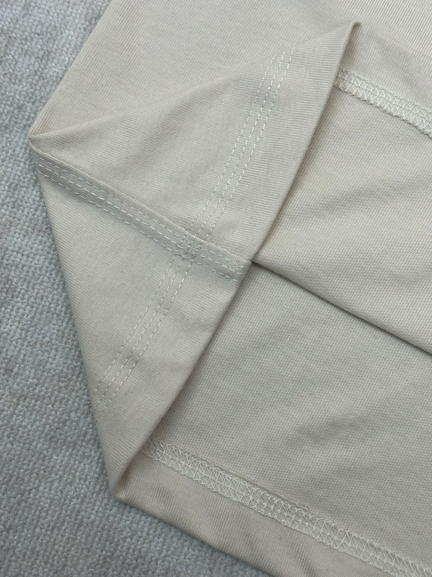 26ss New Arrival T Sizes：S. M. L. XL